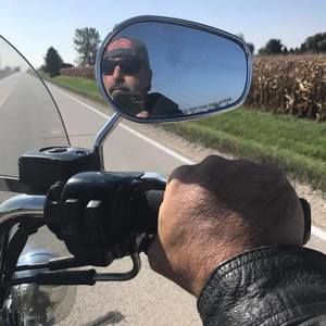 Meet your Posher, Larry